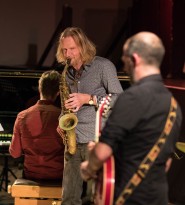 Matt Wates and Chris Allard performing at Fleet Jazz Club on 13th November 2018. Photograph courtesy of Jeff Kelsey (Aldershot, Farnham and Fleet Camera Club).